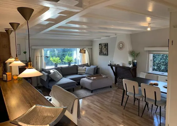 Private Big Garden Double With Outside Hottub And Barrelsauna, Woodside, Nature * Voorthuizen