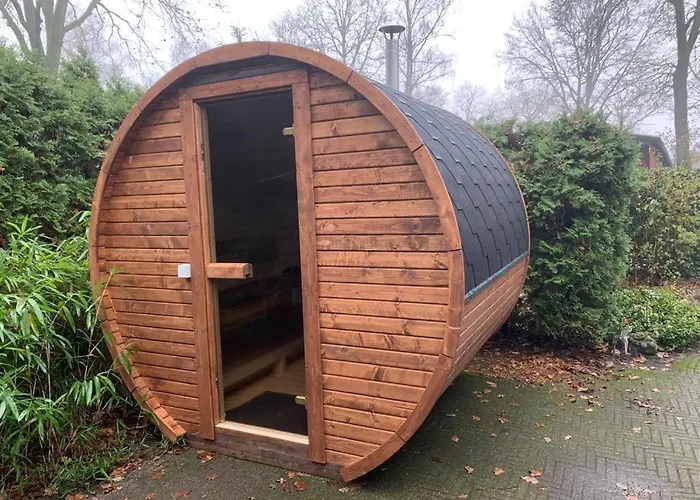 Private Big Garden Double With Outside Hottub And Barrelsauna, Woodside, Nature Voorthuizen
